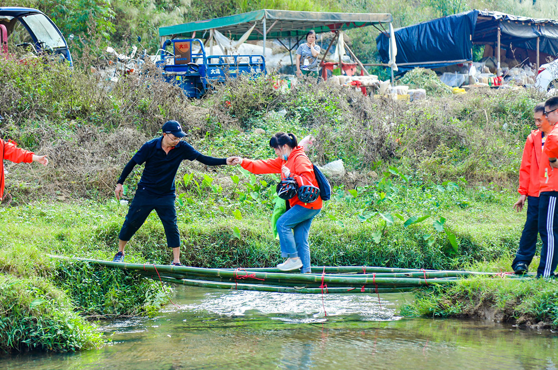 《攜手共進，勇攀高峰》——2020年度物服事業(yè)部總部拓展團建活動圓滿結束