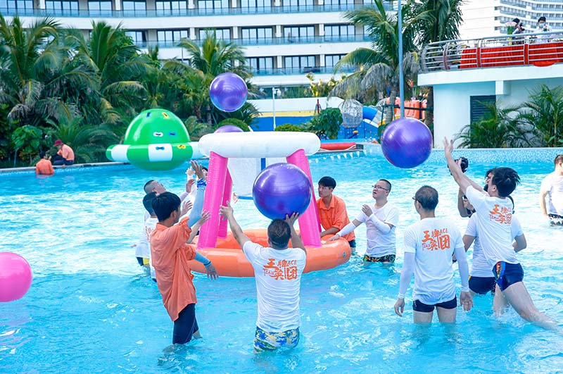 Q房網(wǎng)深圳中王牌英團水上嘉年華完美落下帷幕！