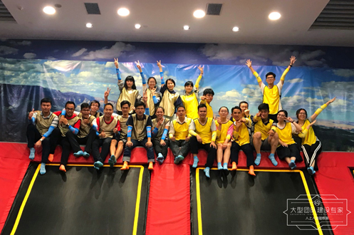 人上人Q2季度團(tuán)建丨嗨出新花樣Young！