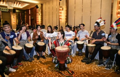 游愛網(wǎng)絡600人《非洲鼓》