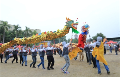 美的機(jī)電480人《龍行天下》