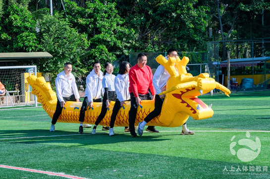 拓展訓(xùn)練項(xiàng)目介紹：瘋狂毛毛蟲競速